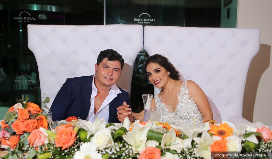 La boda de Ricardo y Rocío en Ixtapa Zihuatanejo, Guerrero