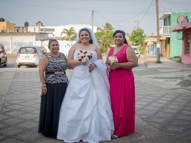 La boda de Javier y Lizette en Veracruz, Veracruz 13