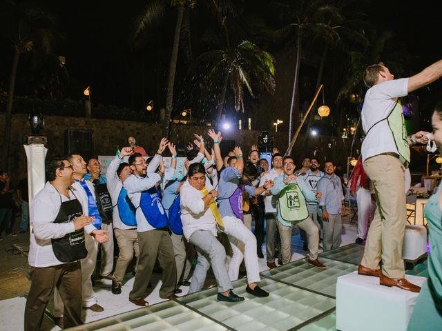 La boda de Michael y Malu en Acapulco, Guerrero 17