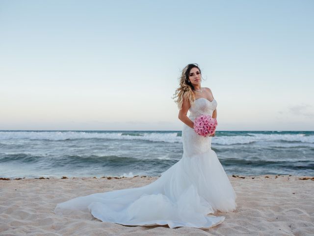 La boda de Carlos y Mirna en Playa del Carmen, Quintana Roo 15