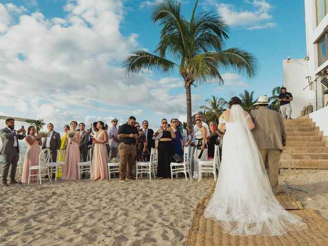 La boda de Omar y Minely en Puerto Vallarta, Jalisco 36