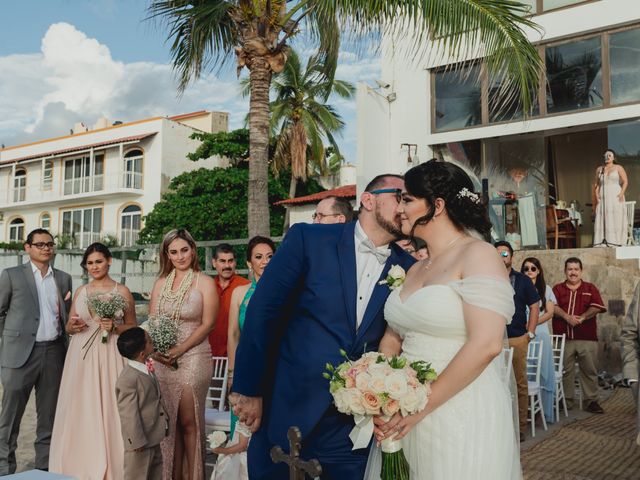 La boda de Omar y Minely en Puerto Vallarta, Jalisco 40