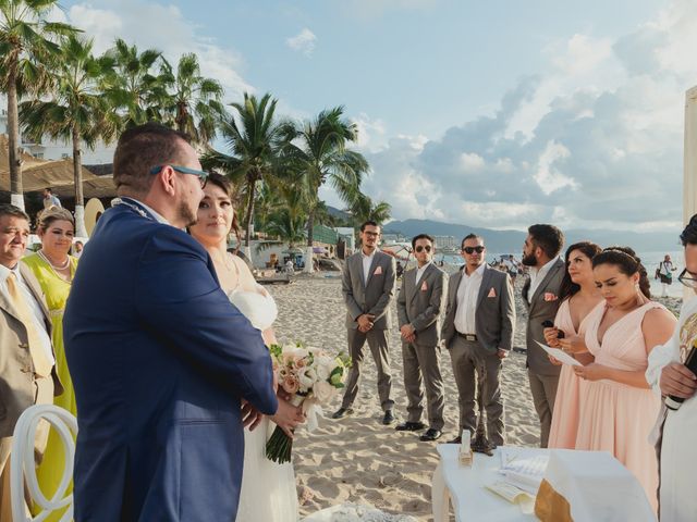 La boda de Omar y Minely en Puerto Vallarta, Jalisco 61