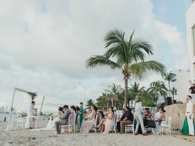 La boda de Omar y Minely en Puerto Vallarta, Jalisco 62