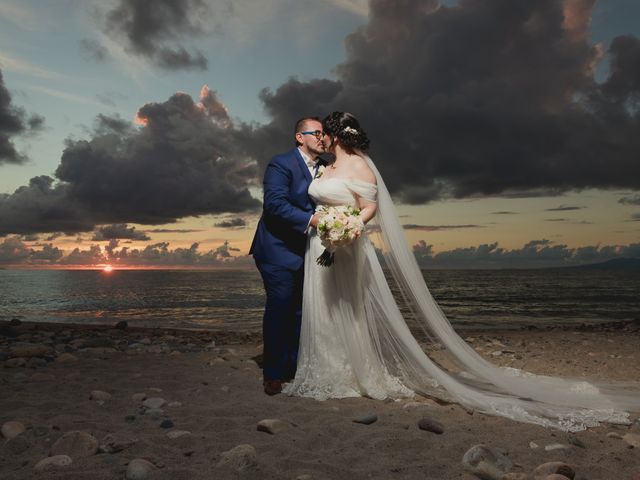 La boda de Omar y Minely en Puerto Vallarta, Jalisco 64