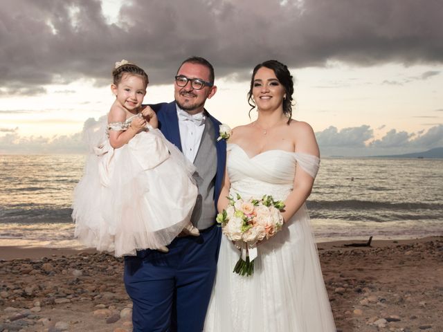 La boda de Omar y Minely en Puerto Vallarta, Jalisco 75