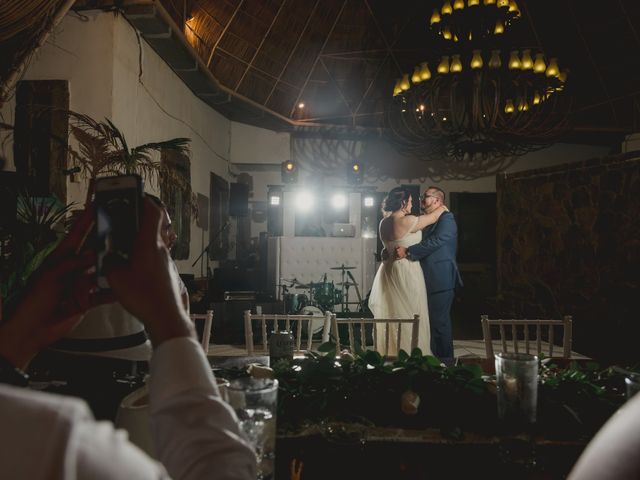 La boda de Omar y Minely en Puerto Vallarta, Jalisco 82