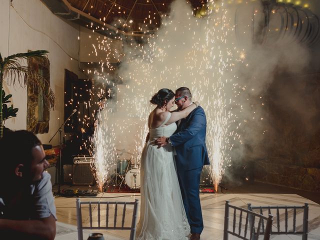 La boda de Omar y Minely en Puerto Vallarta, Jalisco 83