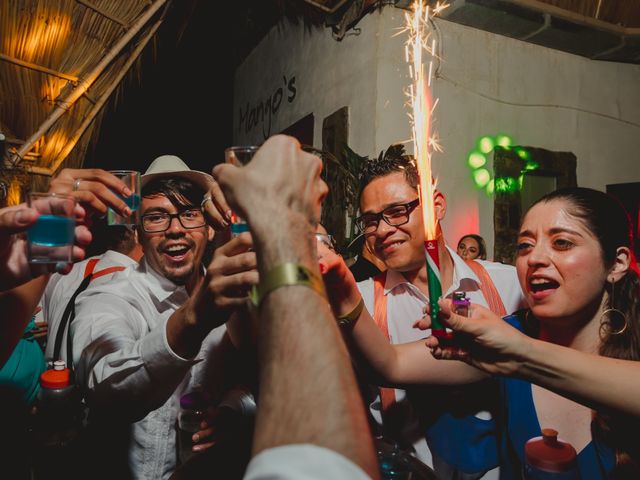 La boda de Omar y Minely en Puerto Vallarta, Jalisco 91