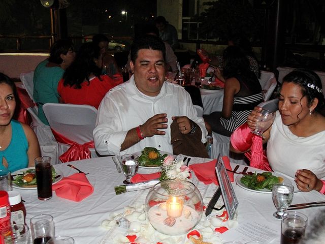 La boda de Ulises y Delder en Cancún, Quintana Roo 37