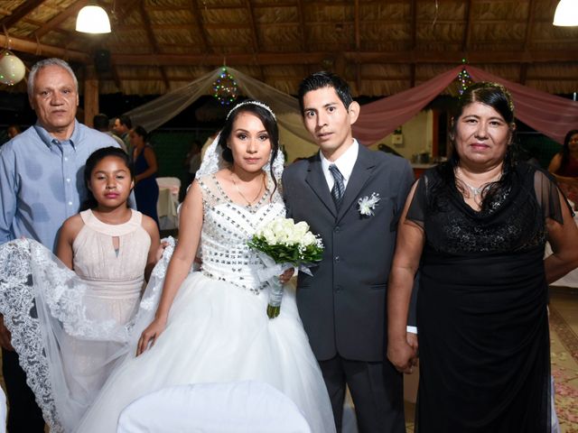 La boda de Carlos y Fátima en Acapulco, Guerrero 15