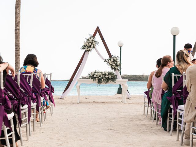 La boda de Leobardo  y Brenda  en Tulum, Quintana Roo 6