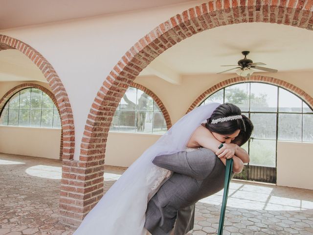 La boda de Óscar y Karen  en León, Guanajuato 6