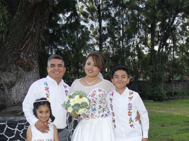 La boda de Miguel Ángel y Nadia Patricia en Xochimilco, Ciudad de México 3