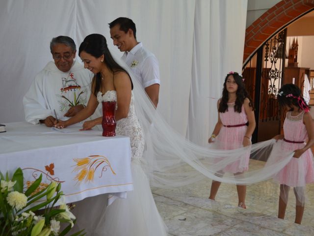 La boda de Juan Carlos y Claudia en Puerto Vallarta, Jalisco 16