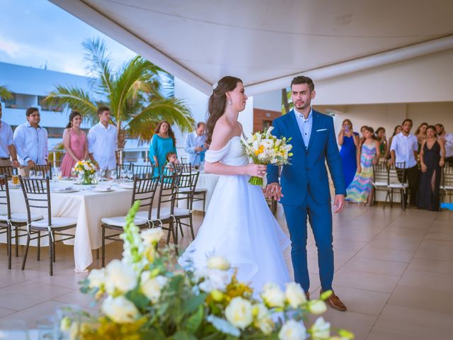 La boda de Víctor y Lucía en Mazatlán, Sinaloa 43