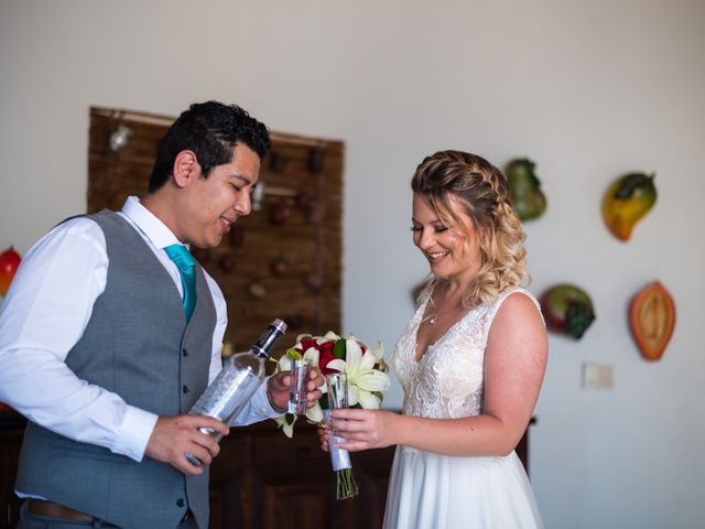 La boda de Josue y Karina en Puerto Vallarta, Jalisco 4