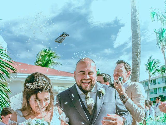 La boda de Victor y Alejandra en Cancún, Quintana Roo 3