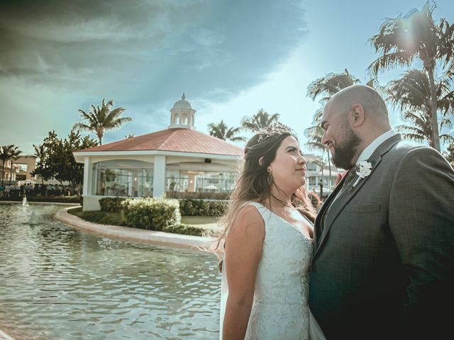 La boda de Victor y Alejandra en Cancún, Quintana Roo 22