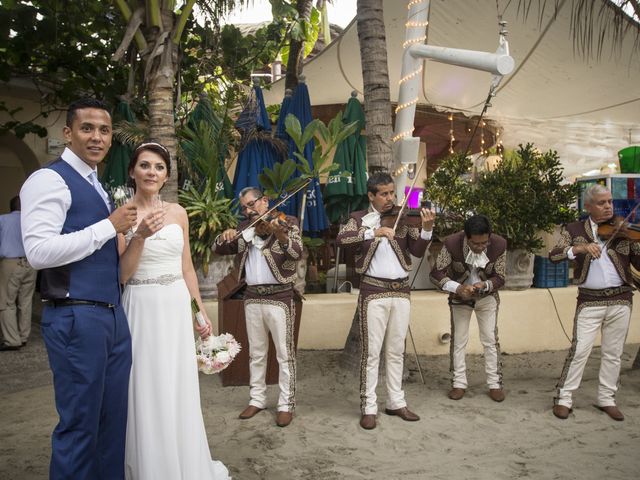 La boda de Jorge y Gema en Ixtapa Zihuatanejo, Guerrero 29