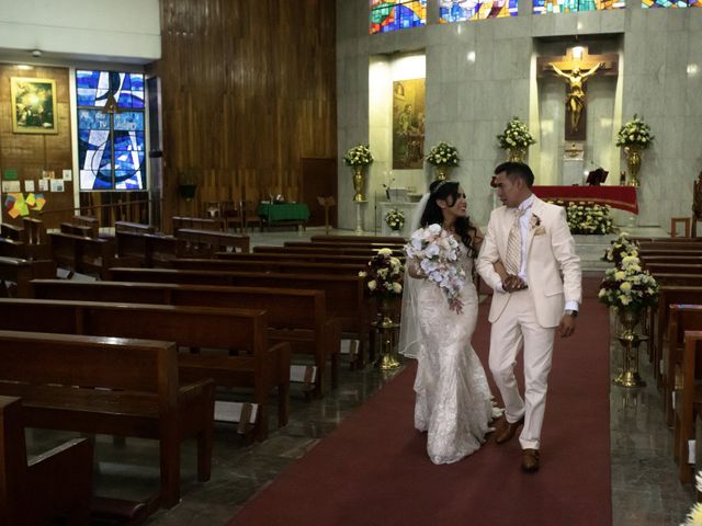 La boda de Genaro y Midori en Naucalpan, Estado México 22