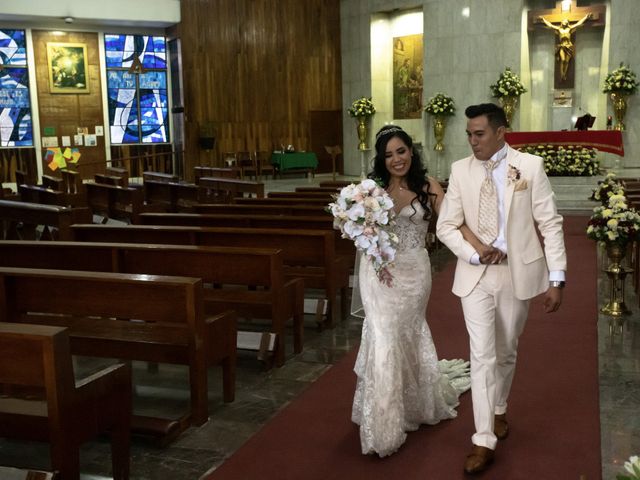 La boda de Genaro y Midori en Naucalpan, Estado México 23