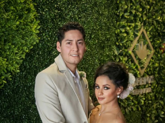 La boda de Christian Roberto y Ana Monserrat  en Córdoba, Veracruz 24