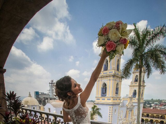 La boda de Christian Roberto y Ana Monserrat  en Córdoba, Veracruz 30