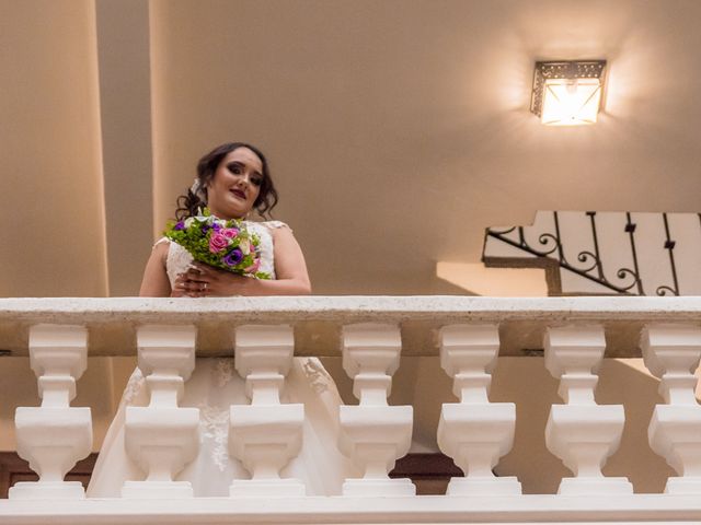 La boda de René y Gabriela en Morelia, Michoacán 25