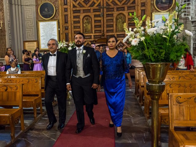 La boda de René y Gabriela en Morelia, Michoacán 29