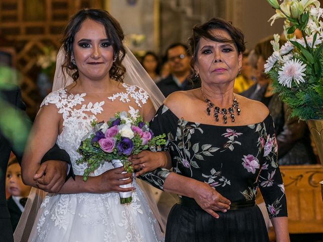 La boda de René y Gabriela en Morelia, Michoacán 31