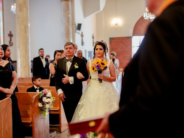 La boda de Fernando y Valeria en San Nicolás de los Garza, Nuevo León 27