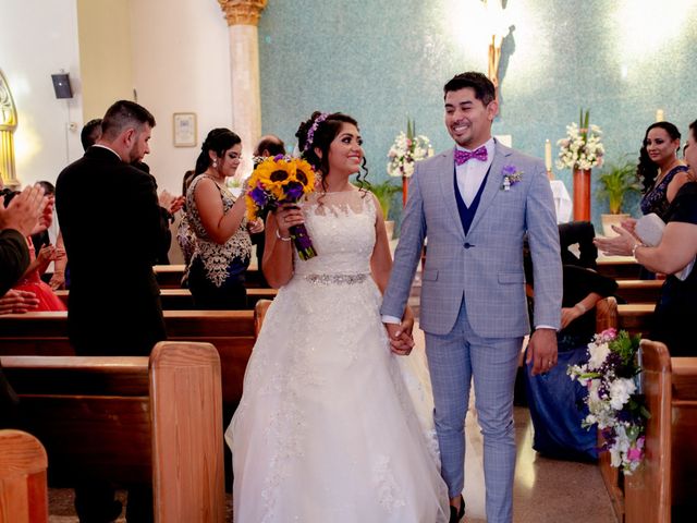 La boda de Fernando y Valeria en San Nicolás de los Garza, Nuevo León 55
