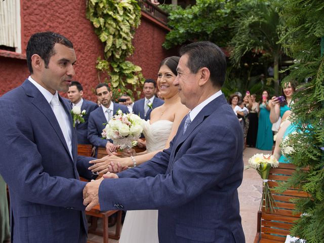La boda de Marvin y Abigail en Ixtapa Zihuatanejo, Guerrero 17