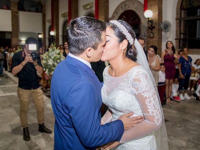 La boda de Juan Manuel y Montserrat en Puerto Vallarta, Jalisco 15