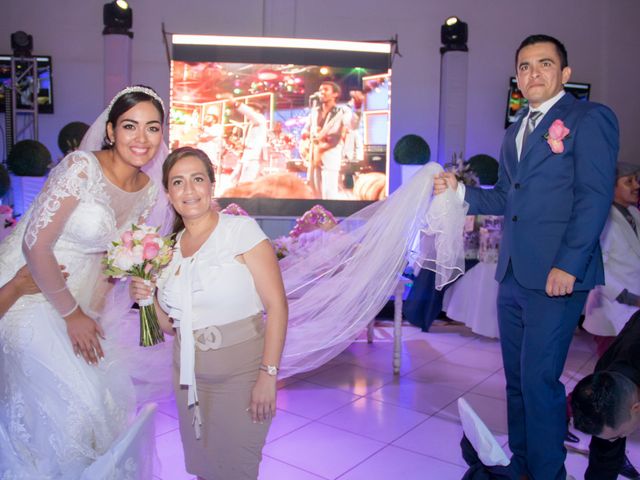 La boda de Juan Manuel y Montserrat en Puerto Vallarta, Jalisco 25