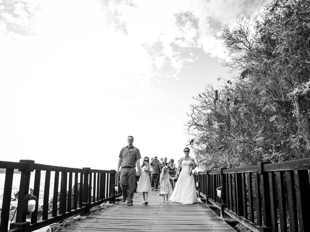 La boda de Michael y Amanda en Ixtapa Zihuatanejo, Guerrero 15