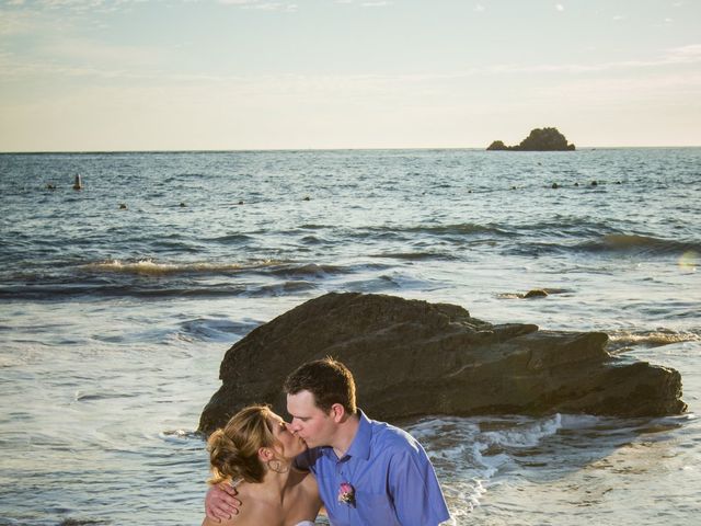 La boda de Michael y Amanda en Ixtapa Zihuatanejo, Guerrero 26