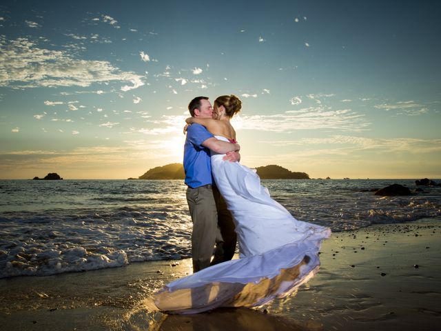 La boda de Michael y Amanda en Ixtapa Zihuatanejo, Guerrero 34