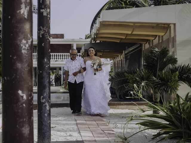 La boda de Eugenio y Angélica en Telchac Puerto, Yucatán 58