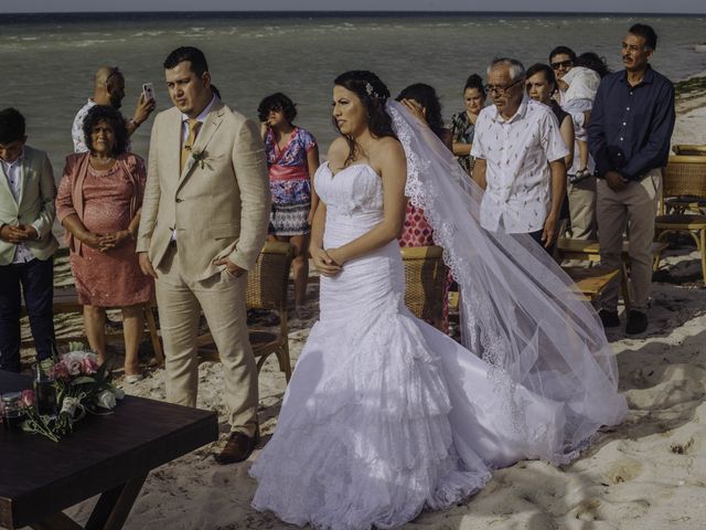 La boda de Eugenio y Angélica en Telchac Puerto, Yucatán 68