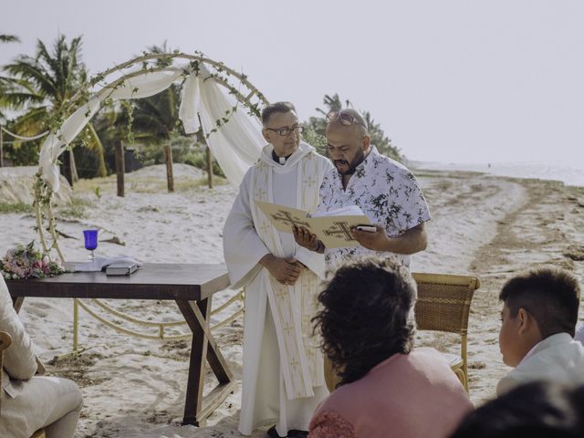La boda de Eugenio y Angélica en Telchac Puerto, Yucatán 81