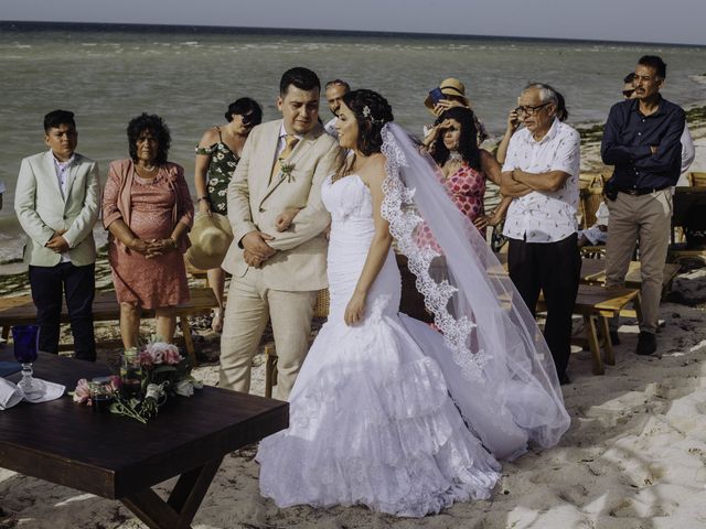 La boda de Eugenio y Angélica en Telchac Puerto, Yucatán 83