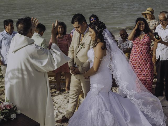 La boda de Eugenio y Angélica en Telchac Puerto, Yucatán 112
