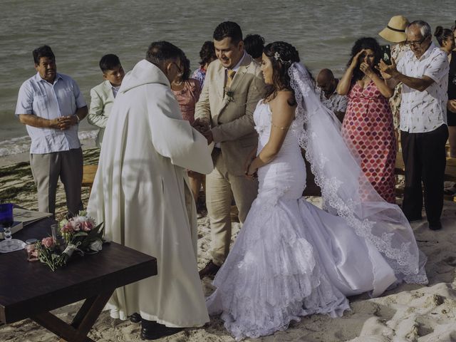 La boda de Eugenio y Angélica en Telchac Puerto, Yucatán 116