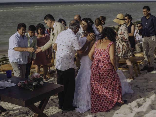 La boda de Eugenio y Angélica en Telchac Puerto, Yucatán 125