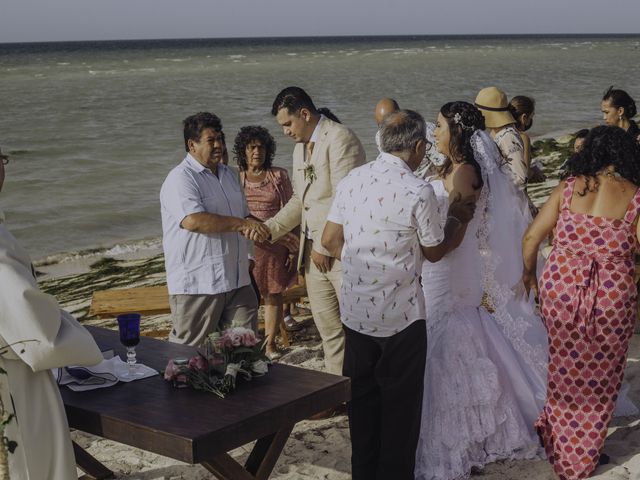 La boda de Eugenio y Angélica en Telchac Puerto, Yucatán 126