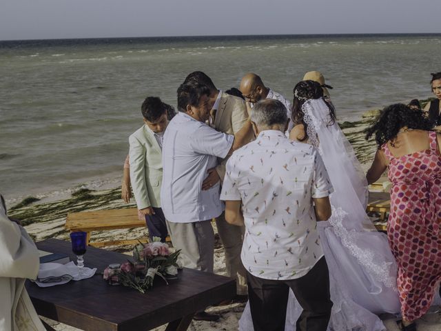 La boda de Eugenio y Angélica en Telchac Puerto, Yucatán 127