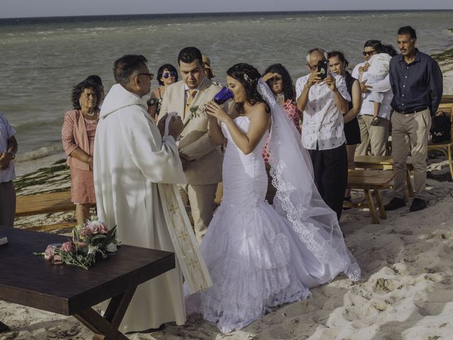 La boda de Eugenio y Angélica en Telchac Puerto, Yucatán 147
