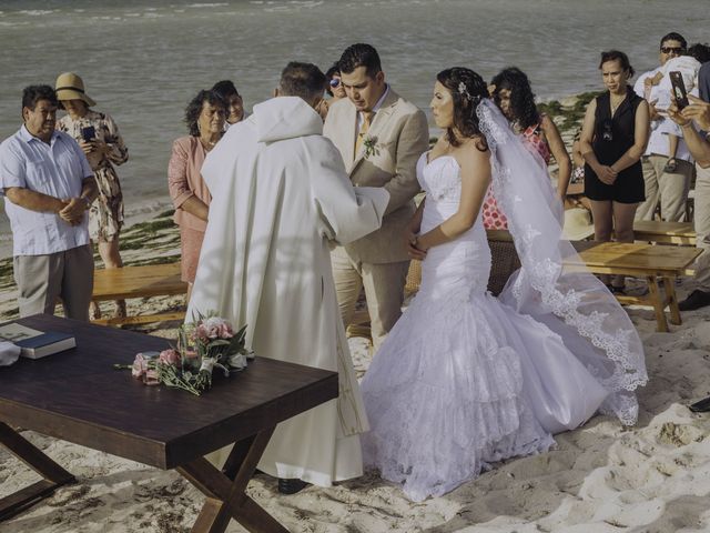 La boda de Eugenio y Angélica en Telchac Puerto, Yucatán 151